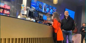 Η Λετίθια και ο Φελίπε της Ισπανίας πήγαν σινεμά 