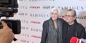 Όταν η Δέσποινα Μπεμπεδέλη συνάντησε την Χαρίτα Μάντολες