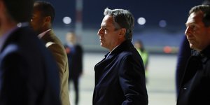 O Αντονι Μπλίνκεν στο αεροδρόμιο Κωνσταντινούπολης