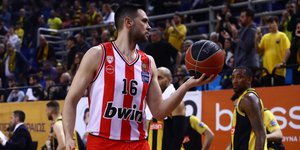 Basket League: Ο Ολυμπιακός πήρε το ντέρμπι με την ΑΕΚ