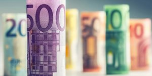 Χαρτονομίσματα / Φωτογραφία: Shutterstock