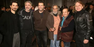 Πλήθος ηθοποιών στην επίσημη πρεμιέρα της θεατρικής παράστασης «Bella Figura»