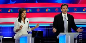 Ρεπουμπλικανοί, Χέιλι, ΝτεΣάντις