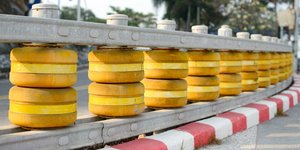 Νέες μπαριέρες σε δρόμους 