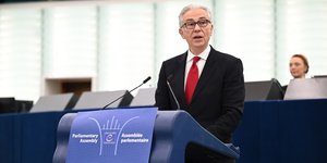 Ο Θ. Ρουσόπουλος στην πρώτη του ομιλία ως πρόεδρος της Κοινοβουλευτικής Συνέλευσης του Συμβουλίου της Ευρώπης