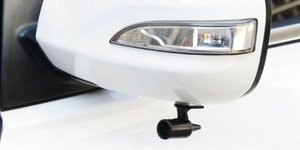To νέο αξεσουάρ αυτοκινήτου που εφαρμόζει στον καθρέπτη 