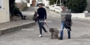 Στις Σπέτσες και ο Τάιλερ, πήγε βόλτα την Φάρλη