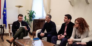 Συνάντηση Κασσελάκη με εργαζομένους της Πειραιώς