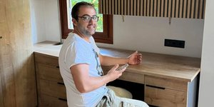 Ο 43χρονος που δολοφονήθηκε με δεκάδες μαχαιριές από 39χρονη στην Χαλκίδα