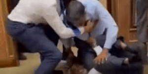 Ξύλο μεταξύ βουλευτών στις Μαλδίβες