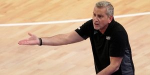 Ο Ηλίας Ζούρος