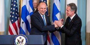 Ο Γιώργος Γεραπετρίτης συναντήθηκε με τον Άντονι Μπλίνκεν για τις υπογραφές στο σχέδιο «Άρτεμις»