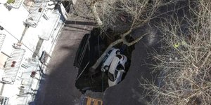 Τρύπα δρόμος