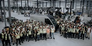 H βρετανική εταιρεία Arrival σταματά τη λειτουργία της 