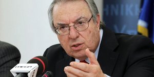 Ο Γιώργος Μπαμπινιώτης