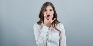 Πρησμένο πρόσωπο και κατακράτηση -Αυτές τις τροφές πρέπει να αποφεύγετε σύμφωνα με διαιτολόγους