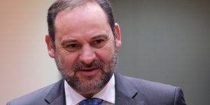 Ο πρώην υπουργός Μεταφορών της Ισπανίας Χοσέ Λουίς Άμπαλος