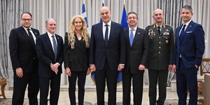 Συνάντηση Δένδια με τον πρόεδρο και στελέχη της οργάνωσης American Israeli Public Affairs Committee
