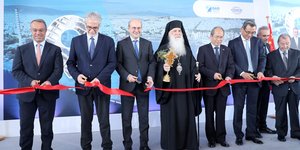 Eγαινιάστηκε η επέκταση του car terminal της ΟΛΠ στο λιμάνι του Πειραιά έκτασης 40.000 τ.μ.