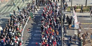 Συγκρούσεις φοιτητών λίγο πριν την πορεία προς τη Βουλή