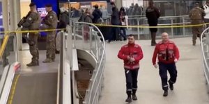 Παρίσι: Επίθεση με μαχαίρι σε σιδηροδρομικό σταθμό