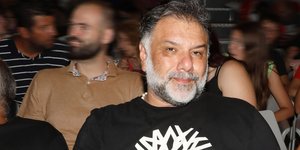 Ο Γρηγόρης Αρναούτογλου αποκάλυψε ότι έχει περάσει δύσκολα με τους παπαράτσι