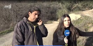 αντρας τηλεφωνο ρεπορτερ μικροφωνο