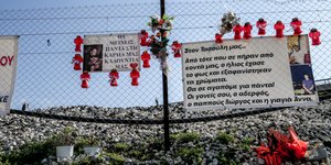 καντιλακια στα συρματα 