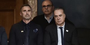 Νομοσχέδιο για τα ομόφυλα ζευγάρια: Στα θεωρεία Καπουτζίδης-Σεργουλόπουλος, στα έδρανα ο Κασσελάκης