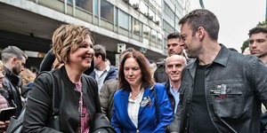 Κασσελάκης-Γεροβασίλη συναντήθηκαν στην πορεία για Τέμπη