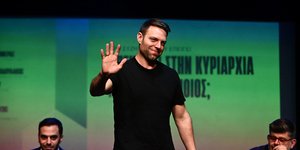 Η guest star εμφάνιση Κασσελάκη στην εκδήλωση Κεντροαριστερά