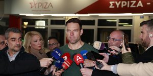 ΣΥΡΙΖΑ: Ξεκίνησε η κρίσιμη συνεδρίαση της Πολιτικής Γραμματείας παρουσία Κασσελάκη