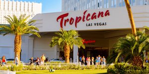 Το εμβληματικό ξενοδοχείο του Λας Βέγκας κλείνει τις πύλες του μετά από 67 χρόνια λειτουργίας