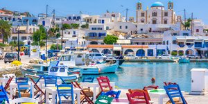 λειψοι χρωματιστες καρεκλες