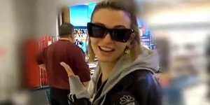 Η Κατερίνα Λιόλιου στο αεροδρόμιο 