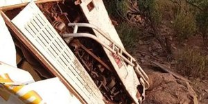Το λεωφορείο έπεσε από γέφυρα σε χαράδρα στο Μαλί