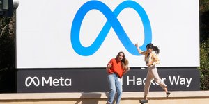  Ρωσία: Δικαστήριο διέταξε τη σύλληψη ερήμην του εκπροσώπου της πλατφόρμας Meta 