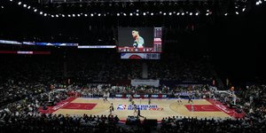 Από αγώνα του NBA Μπακς εναντίον Χοκς