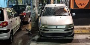 Παράνομο παρκάρισμα στην Αθήνα 