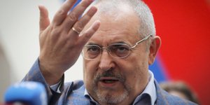 Μπόρις Ναντιέζντιν