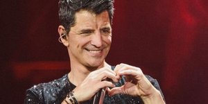 Ο Σάκης Ρουβάς 