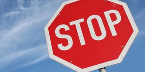 STOP