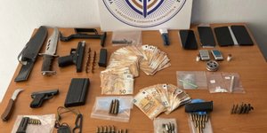 Από την Υπηρεσία Εσωτερικών Υποθέσεων Σωμάτων Ασφαλείας συνελήφθησαν αστυνομικός και -2- ιδιώτες για διακίνηση και προμήθεια ναρκωτικών ουσιών