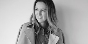 H Uniqlo και η σχεδιάστρια του νυφικού της Μέγκαν Μάρκλ επιστρέφουν για τον δεύτερο γύρο