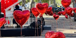 Καρδιές γέμισαν τη Γλυφάδα
