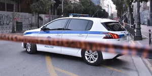 βόμβα, υπουργείο Εργασίας