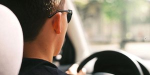 Γυαλιά ηλίου οδηγός