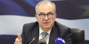 Ελλάδα, Νίκος Παπαθανάσης