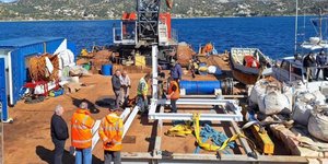 Εργασίες για τον υποθαλάσσιο αγωγό στην Αίγινα