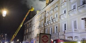 γερανος φωτια 